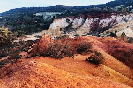 Guided Discovery of Ocher - 1/2 day - Electric bike