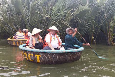 Cam Thanh Basket Boat Tour & Cooking Class