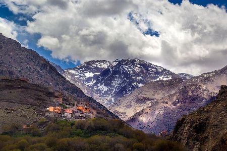 Berber Life Experience in the Atlas Mountains from Marrakech