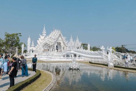 White Temple, Black House Museum and Hot Spring Tour from Chiang Mai (SHA Plus)