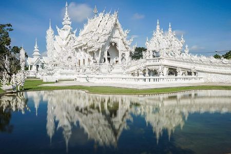 Discover Chiang Rai: White & Blue Temples and Black House Museum