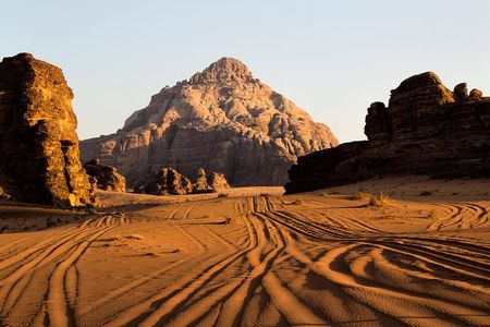 Private Full Day Trip to Wadi Rum Valley of Moon Martian Desert from Amman