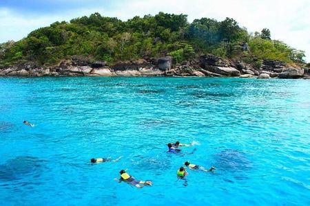 Angthong National Marine Park, Big Boat from Koh Samui