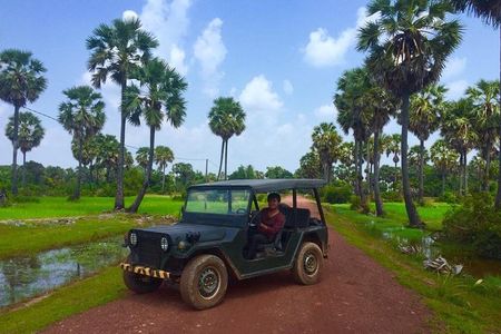 Countryside & Silk Farm Offbeat Jeep Tour 