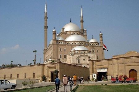 Cairo private guided tours visit Islamic and Coptic Cairo
