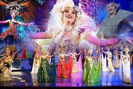 Tiffany’s Cabaret Show – Glamour and Spectacle