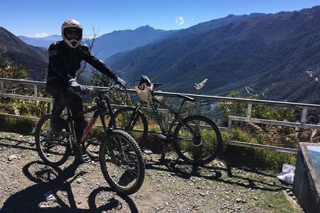 Jungle Trail to Machu Picchu (mountainbiking, rafting, ziplining) - 4 day tour