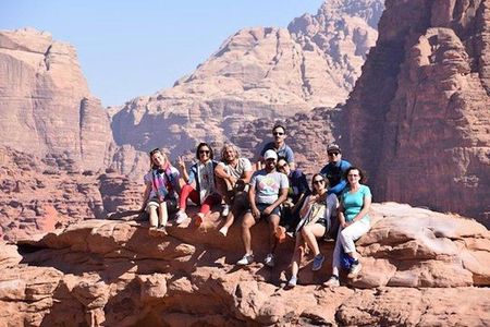 Private 2-Day Tour: Petra, Wadi Rum, and Dead Sea 