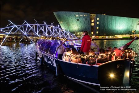 Amsterdam Light Festival Canal Cruise With Unlimited Drinks 