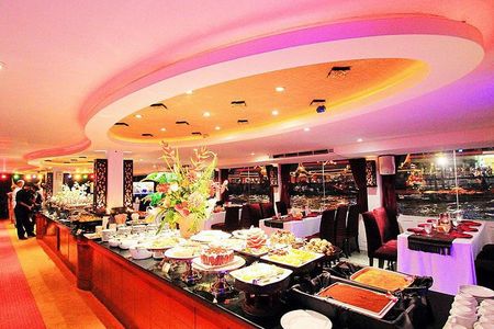 The Chaophraya Cruise : LUXURY 5 STAR Dinner Cruise Program
