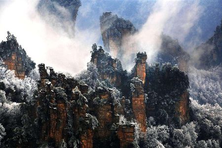 2-Day Private Trip to Zhangjiajie National Park from Xi’an with Accommodation 
