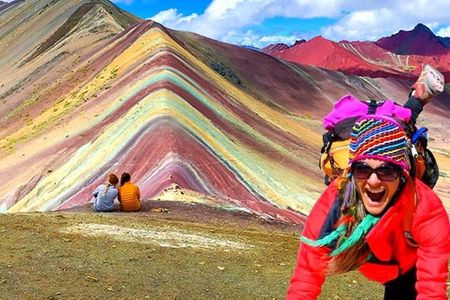 Small Group to the Rainbow Mountain Max. 6 Hikers