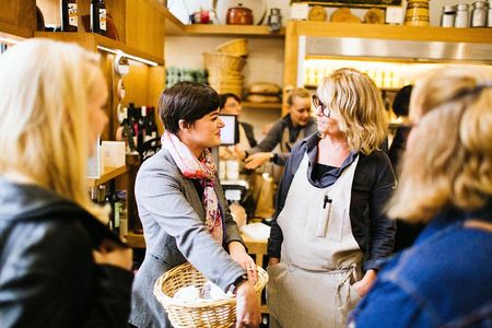 Toulouse Victor Hugo Market Small Group Tasting Tour