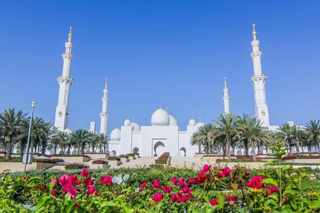 Abu Dhabi Full-Day City Sightseeing Tour from Dubai