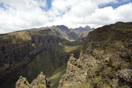 Climbing Mount Kenya 5 Days Via Chogoria Route
