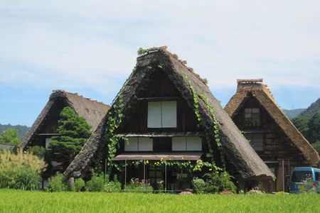 [One-day bus tour departing from Kanazawa Station] Shirakawa-go and Gokayama - Two World Heritage Villages Enjoyable Bus Tour