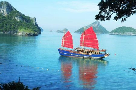 Day Cruise 10h to Angthong Marine Park on luxury boat / incl. breakfast & lunch
