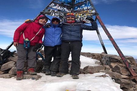 Trekking in Morocco / Toubkal Circle and Waterfalls 3 Days 2 Nights 
