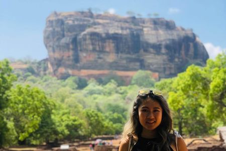 Day Trip To Sigiriya & Dambulla Temple with Free Sri Lankan Lunch