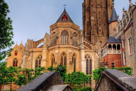 Private shore excursion from Zeebrugge to Bruges with driver and guide