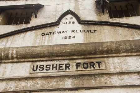 Christianborg Castle & Slave Tour Of Accra
