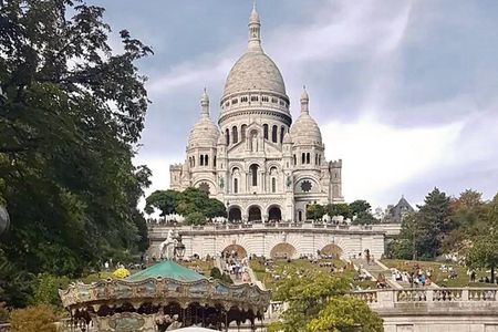 Paris Top Sights Half Day Walking Tour + Wine Tasting Experience
