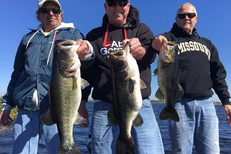 8-hour Lake Okeechobee Fishing Trip near Palm Beach