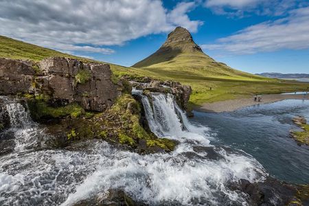 Reykjavik: Snaefellsnes National Park Small Group Trip