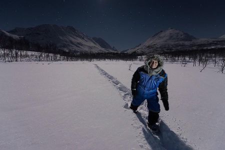 Star Walk Night Snowshoeing Tour from Tromso