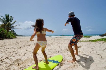 Surf lessons 1h30 (4-6 people) Kokoplaj Surf camp Guadeloupe school