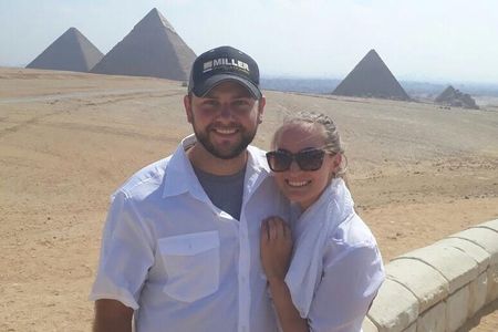 Full-Day Giza Pyramids, Egyptian Museum and bazaar Private Tour