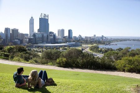 Perth Wildlife Park & City Highlights - Premium Small Group Tour