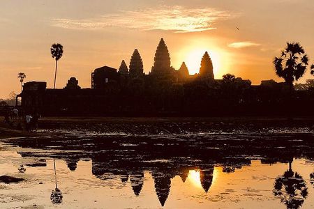 Full Day Angkor Discovery & Sunrise