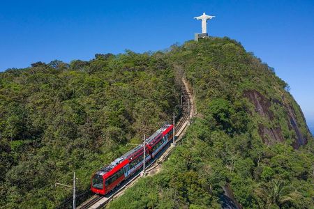 Skip the Line to Christ Redeemer, Sugar Loaf and Barbecue Lunch