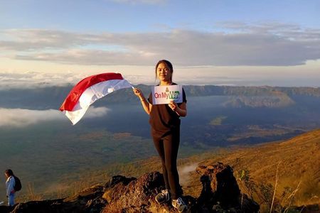 Watch the sunrise from the top of Mount Batur volcano