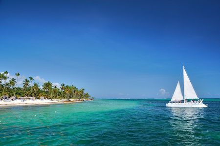 Happy Hour Sailing Cruise from Punta Cana