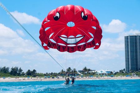 Parasailing Palm Beach
