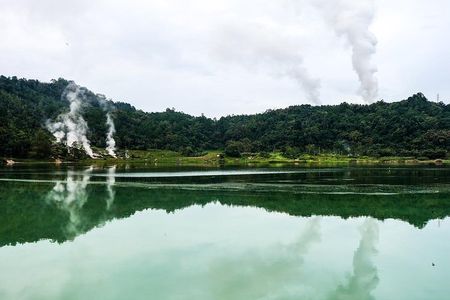 Private Manado Tour to Woloan Village, Tondano Lake & Minahasa Highland