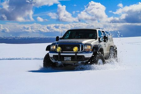 Golden Circle Glacier Super Jeep Tour / guided private tour