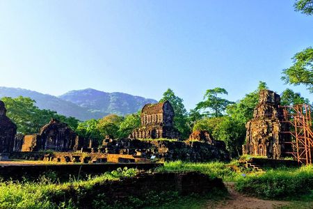 My Son Sanctuary Sunset with insider guide and BBQ boat trip