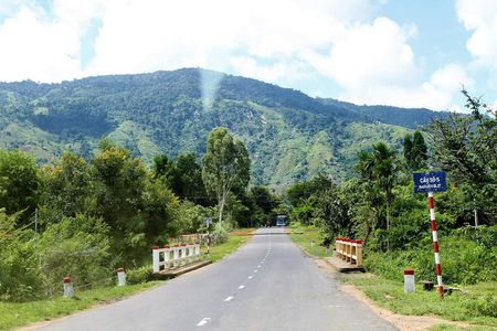 Easy Riders Buon Ma Thuot - Daily Tour.
