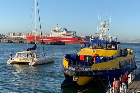 Robben Island & Surprise stops tickets confirm by 8am next day.