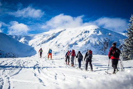 4 hours skitour trip in Tatra Mountains for beginners with renting equipment