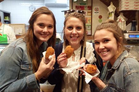 Tasty Trastevere Street Food Tour in Rome from Tiberine Island to Ponte Sisto
