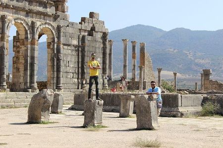 happy day trip of Volubilis and Meknes from Fez