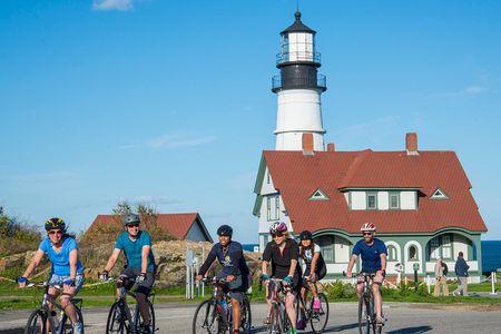Portland Bicycle Tour with 5 Lighthouse Stops