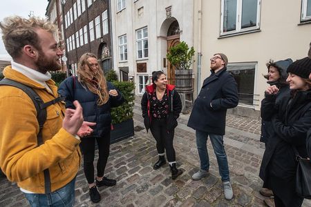 Politically Incorrect Private Highlights Walking Tour