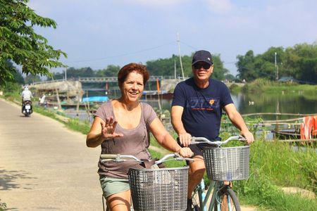 Half Day Ride Bike To The Farm and Cooking Activity with Foot Massage