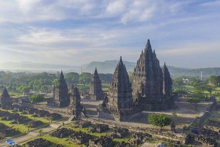 Prambanan Temple (Sunset) – Ramayana / Roro Jonggrang Ballet