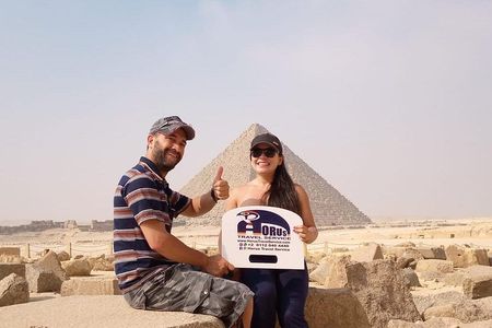 Private Full-Day Tour to Giza Pyramids, Memphis and Sakkara